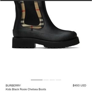 11C Authentic Burberry Boots 🔥